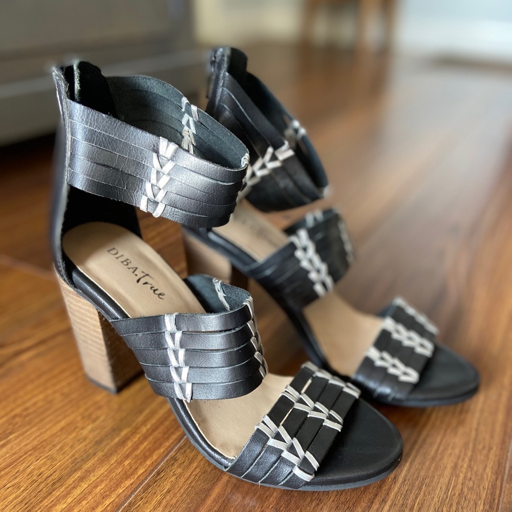 Black Block Heel
